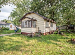 326 43rd St SE, Kentwood, MI 49548