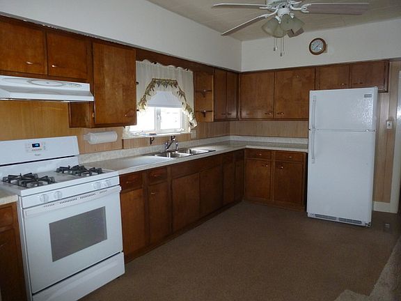 4th image of 211 E Taylor St