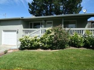 1922 Bayview Ave, Belmont, CA