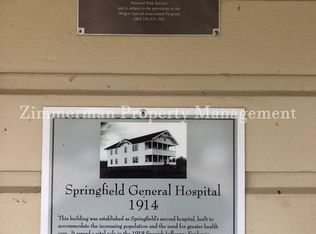 846 F St APT 4, Springfield, OR 97477