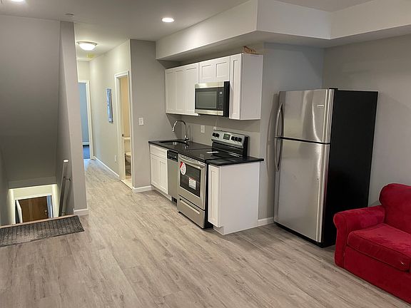 4th image of 1724 N Bouvier St #2