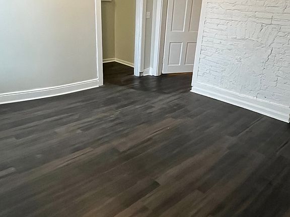 4th image of 469 E Brandeis Ave Unit 2