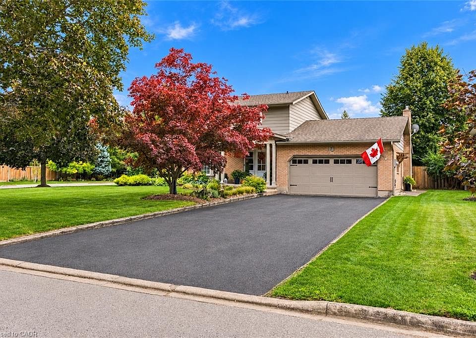 1st image of 7 Colonel Butler Cres