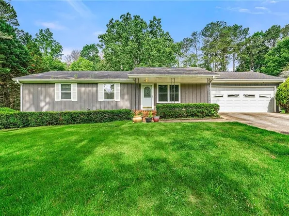 57 Fair Oaks Dr SE, Conyers, GA 30094