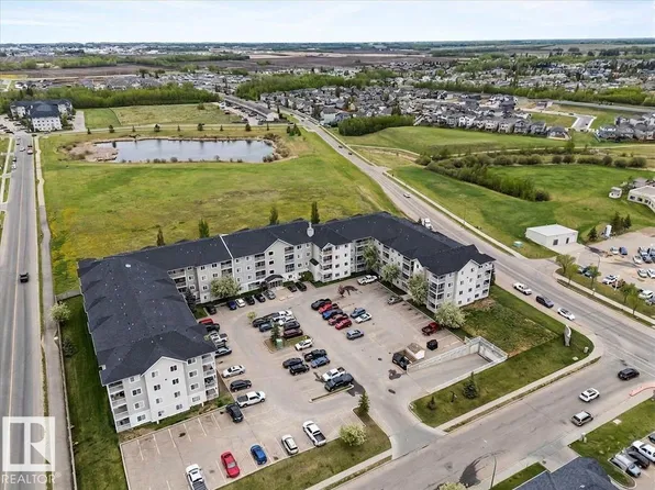 4309 33rd St #115, Stony Plain, AB T7Z 0C4