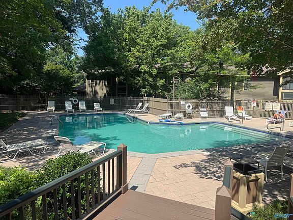 5th image of 2132 Belle Grove Dr SW
