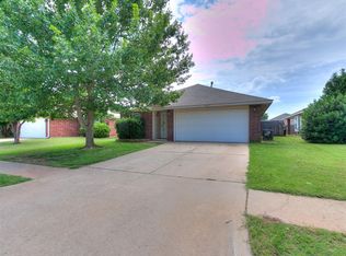 2604 Northern Hills Rd, Norman, OK 73071