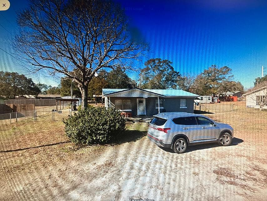 1st image of 128 Fredrick Dr