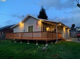 1405 Spruce St, Myrtle Point, OR 97458