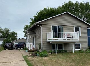 1956 Garfield Ave, Dubuque, IA 52001