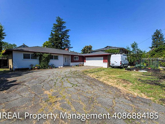 4th image of 3758 Grove Ave