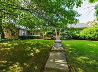 2072 Lakeside Dr, Lexington, KY 40502