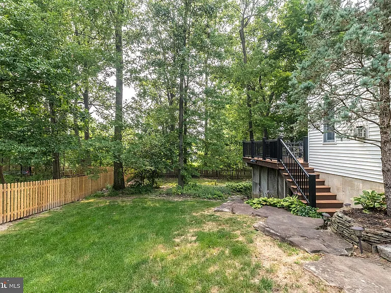 100 Live Oak Dr — Photo 53