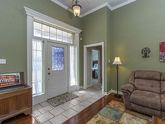 3rd image of 1207 Casandra Dr
