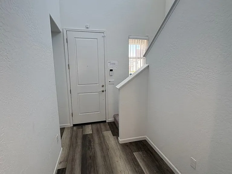 3036 N Parkside St — Photo 37