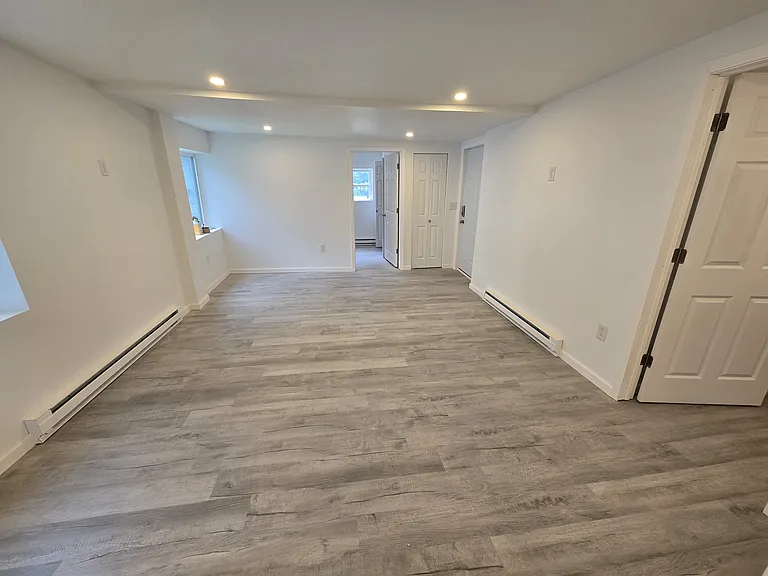 8 E Main St #1 — Photo 4