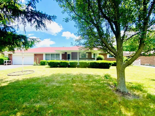 216 Mays Dr, Sabina, OH 45169