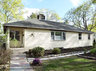 542 Worcester St, Wellesley, MA 02481