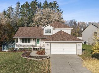 410 Greenbriar Ln, Buffalo, MN 55313