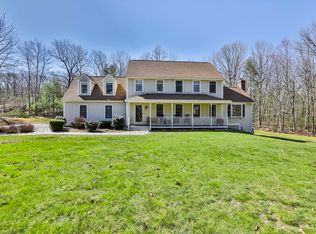 21 Hillside Dr, Townsend, MA 01469