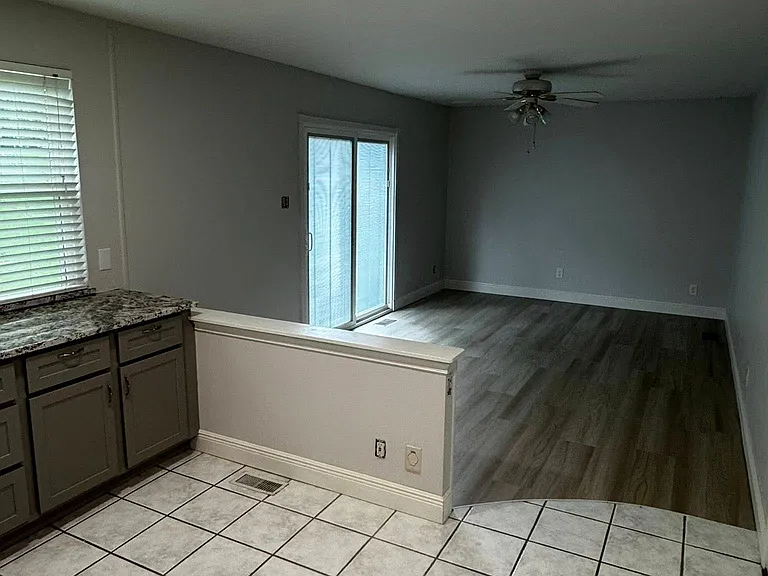5655 Dantonaire Pl — Photo 7