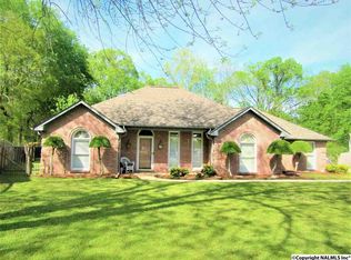 2601 Sherwood Oaks Ct SW, Decatur, AL 35603