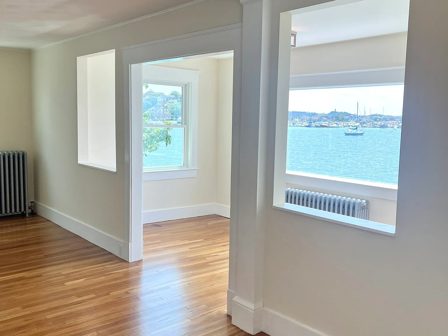2 bed, 850 sqft, $3,000 — Photo 3
