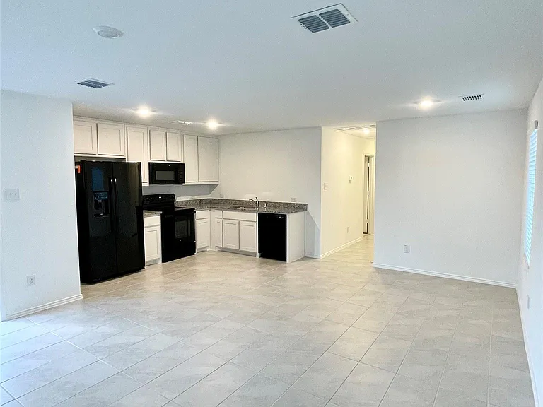 227 Herman Ln — Photo 2