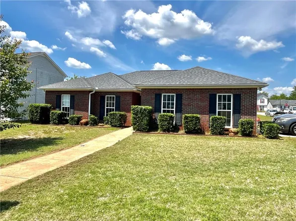 2815 Gatewood Dr, Phenix City, AL 36870