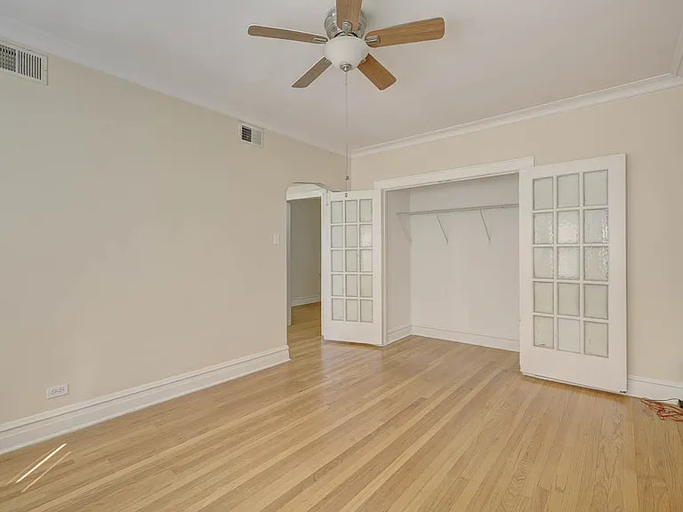 4516 W Wellington Ave — Photo 9
