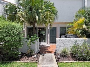 4325 Harbor House Dr #5, Tampa, FL 33615