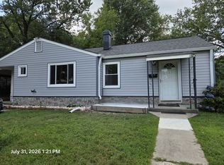 519 Crabb Ave, Rockville, MD 20850
