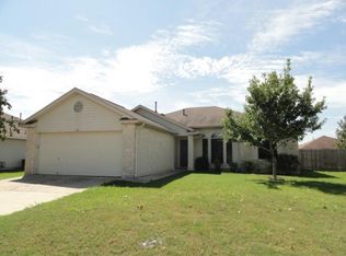 108 Harvest Ln, Hutto, TX 78634