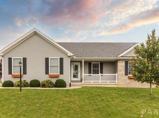 10603 N Fieldgrove Dr, Dunlap, IL 61525