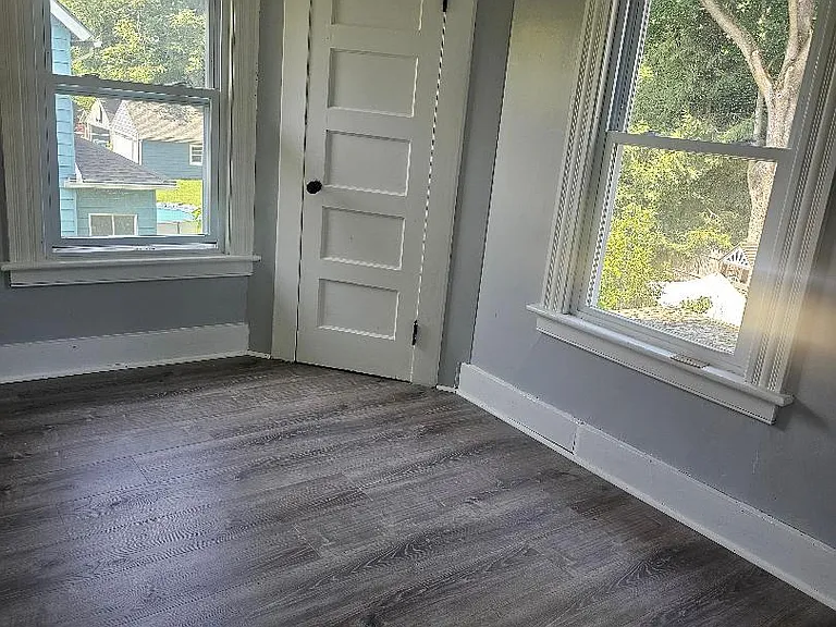 17 Meadow St — Photo 5
