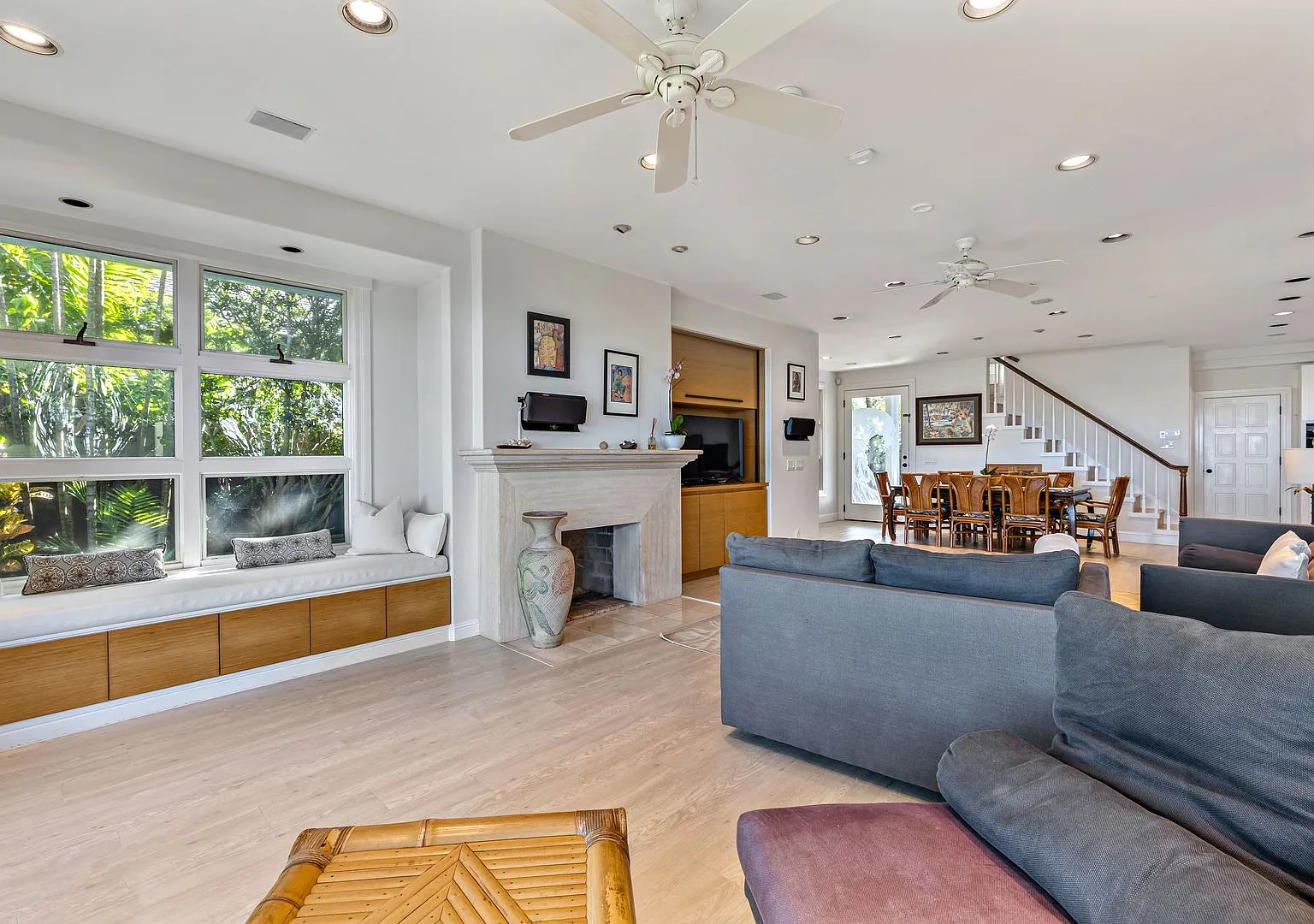 Hawaii Life Presents Modern Mokuleia Beachfront Luxury 4 bedroom 3 Bath — Photo 4