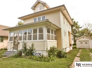 5927 N 24th St, Omaha, NE 68110