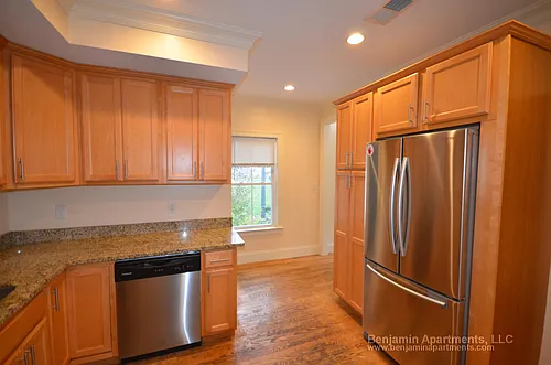 25 Lothrop St #12 Photo 1