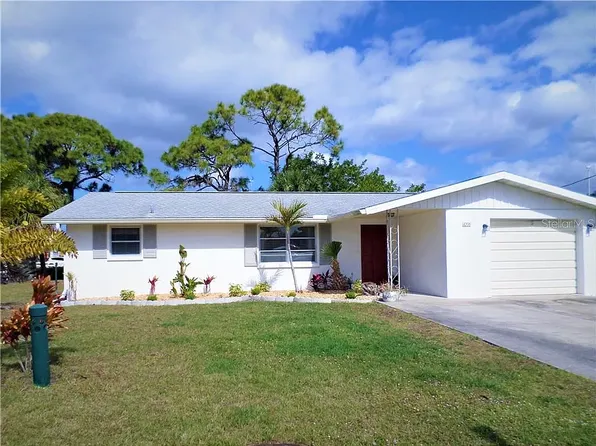 1098 Humboldt St, Englewood, FL 34224