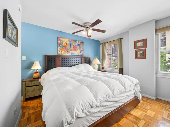 201 East 37th Street 4F image 3 of 13