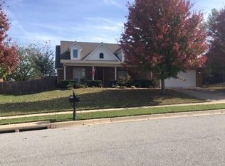2368 N Hidden Creek Dr, Fayetteville, AR 72704