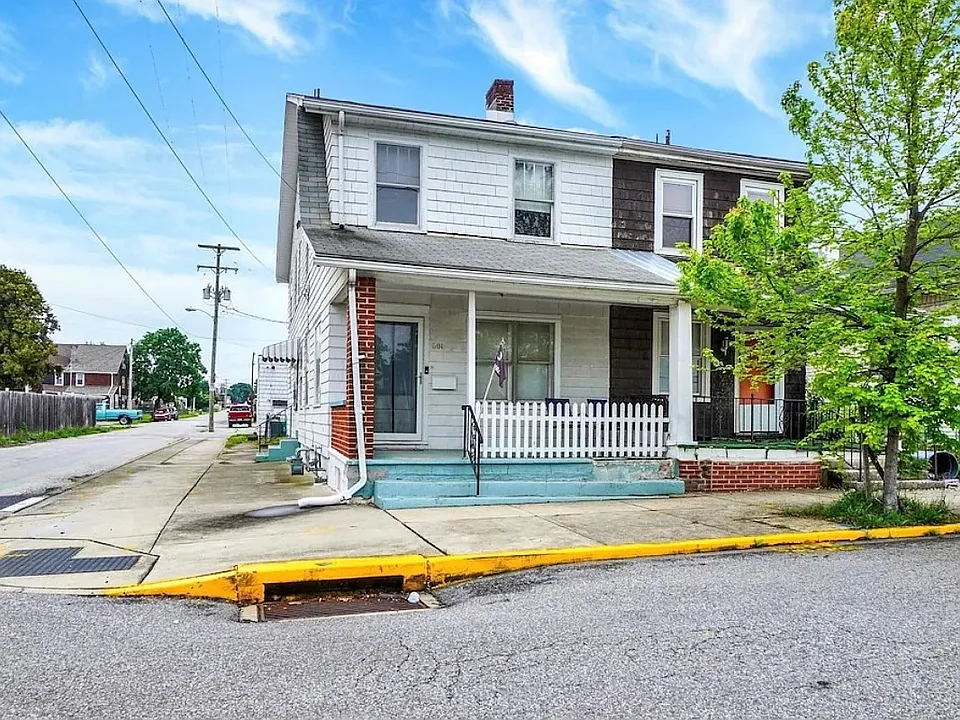 601 Girard Ave #1