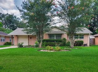 1126 W 30th St, Houston, TX 77018