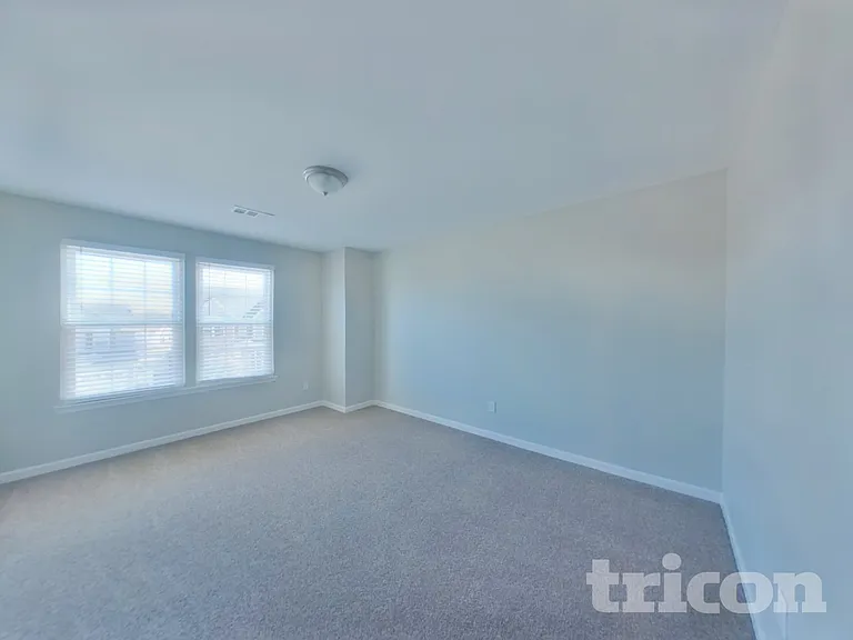 2920 Cherry Point Ln — Photo 10
