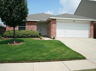5005 Raymond Dr, Fort Worth, TX 76244