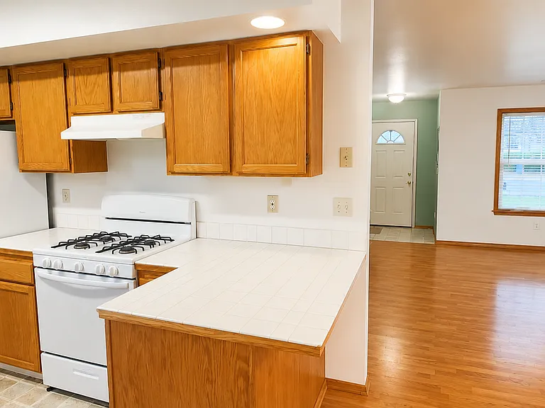 2330 Adkins Ct — Photo 5