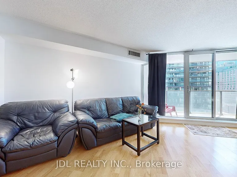 111 Elizabeth St #1037 — Photo 7