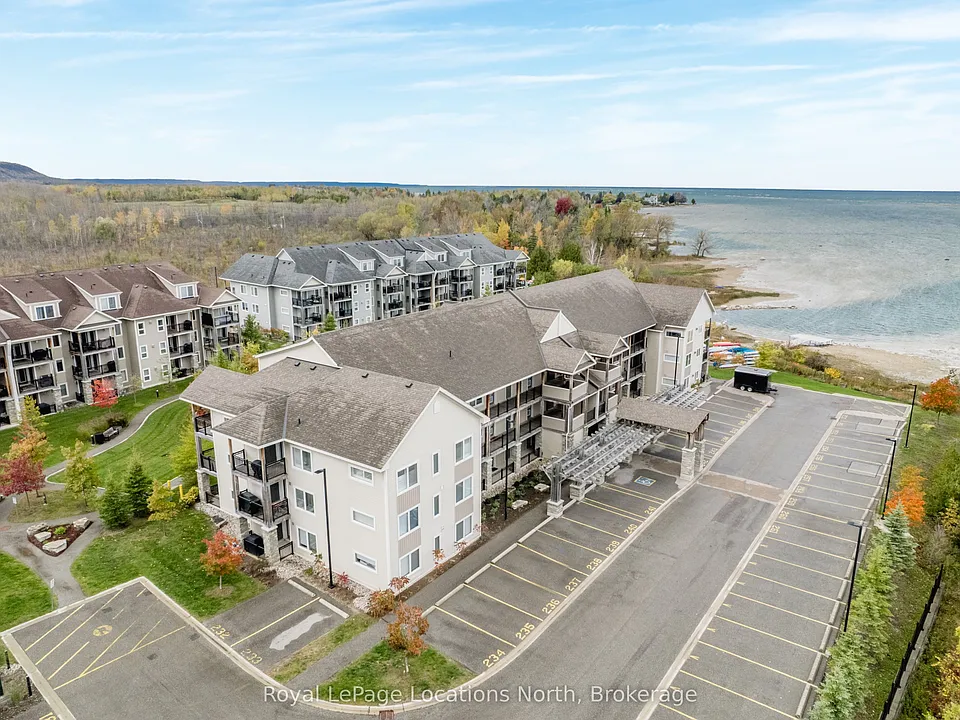 4 Cove Ct #104