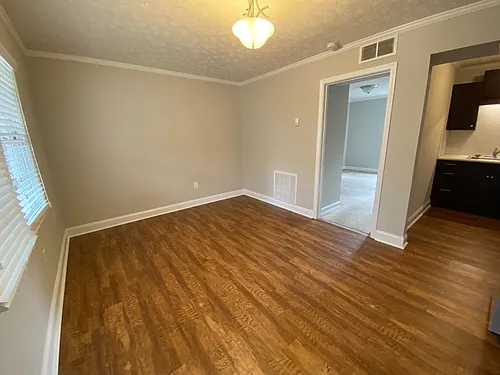 Cobb Square Apartments Photo 1