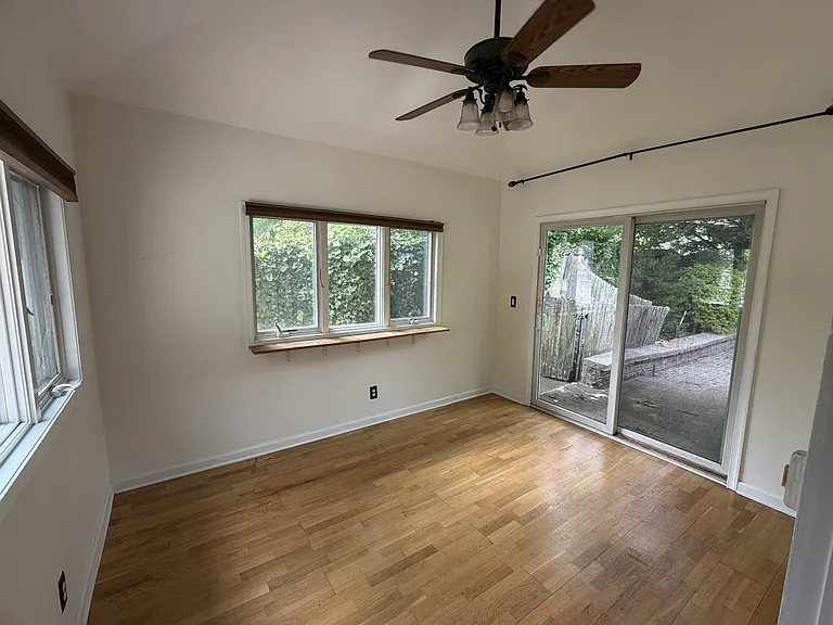 2 Dogwood Ter — Photo 8